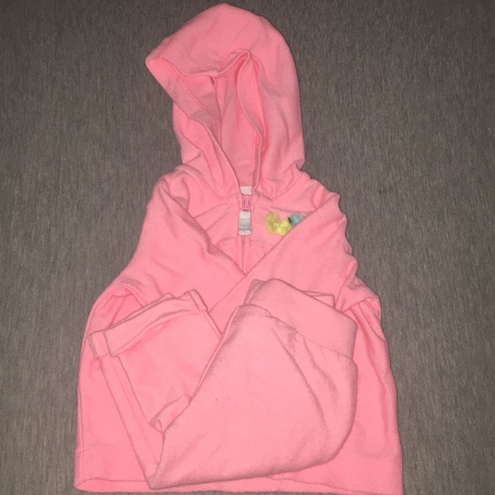 3/$25 ⭐️ 👶🏽 Carter’s Girls sweatsuit 👶🏽